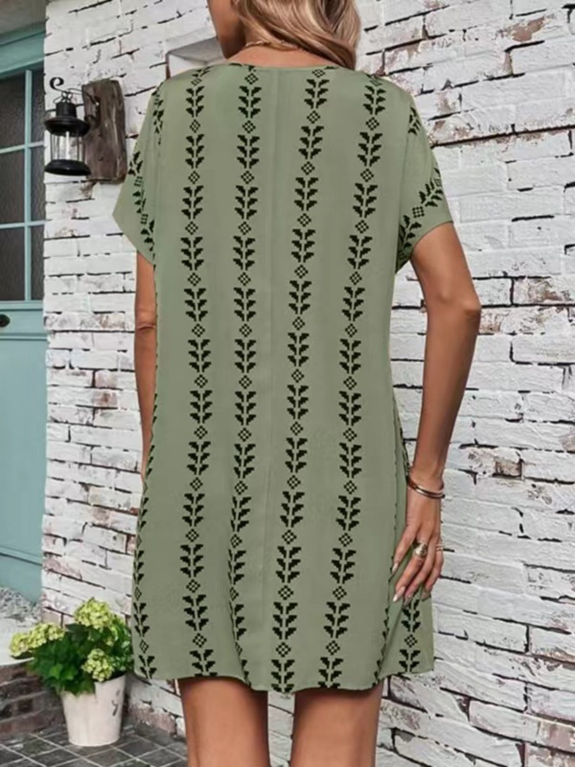 Stacey B's Printed Round Neck Short Sleeve Dress