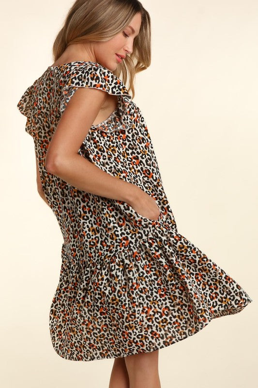 Stacey B's Pluspard With Back Neck Button And Side Pocket Leo