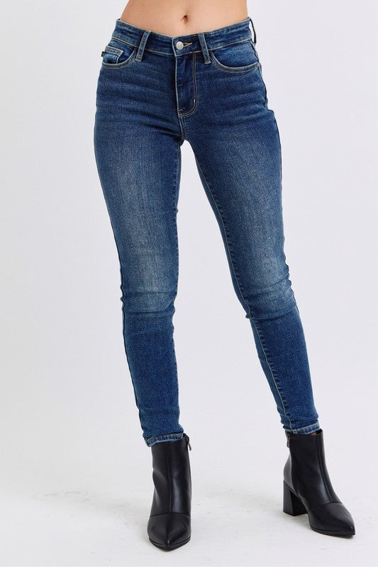 Stacey B's Judy Blue Full Size Run Mid-Rise Waist Skinny Jeans with Thermal Lining