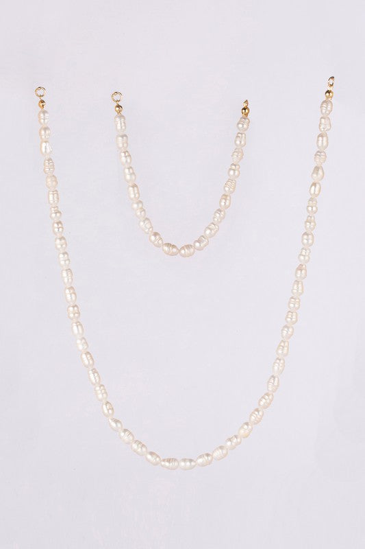 Stacey B's Mid-sized natural pearl bracelet, necklace set