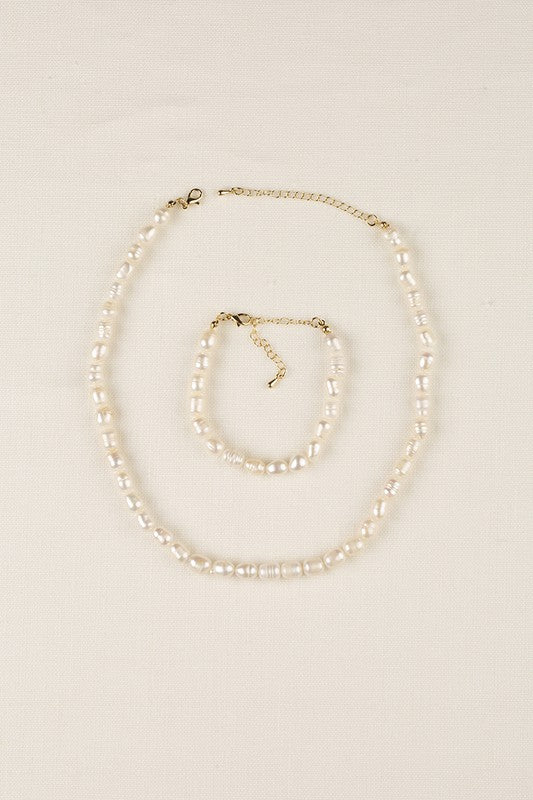 Stacey B's Mid-sized natural pearl bracelet, necklace set