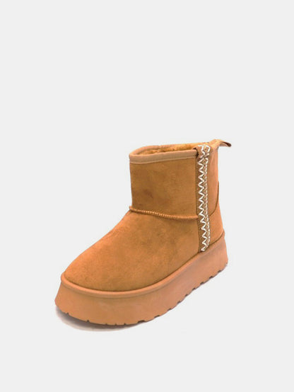 Stacey B's WILD DIVA Round Toe Platform Boots