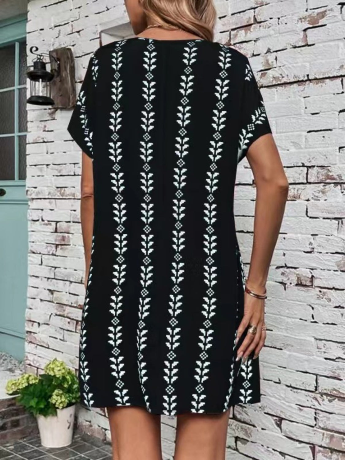 Stacey B's Printed Round Neck Short Sleeve Dress